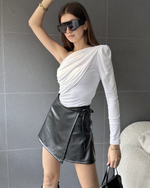 İp Bağlamalı Deri Şort Etek